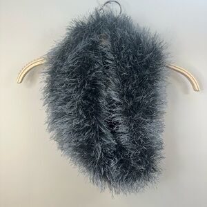 NWOT Handmade Boa Infinity Circle Scarf Gray Black Shimmery Eyelash Yarn Crochet